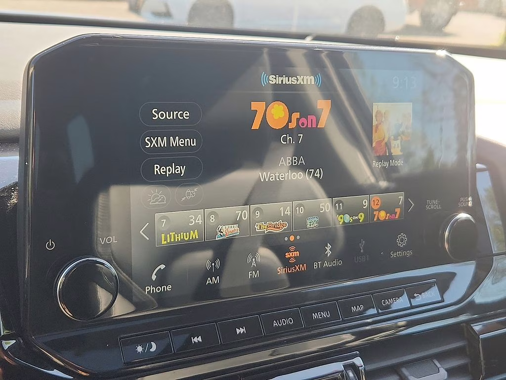 2023 Super Black Nissan Pathfinder SL 4X4 SUV