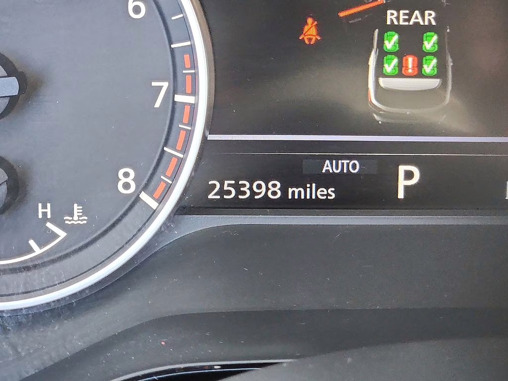 2023 Super Black Nissan Pathfinder SL 4X4 SUV