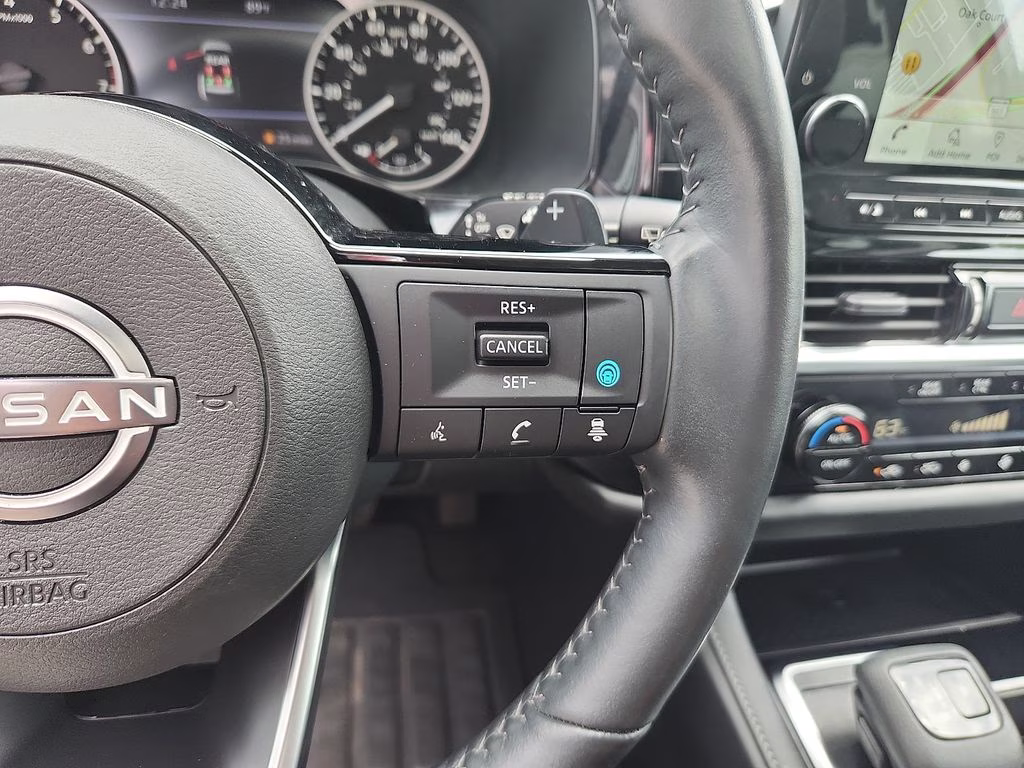 2023 Super Black Nissan Pathfinder SL 4X4 SUV