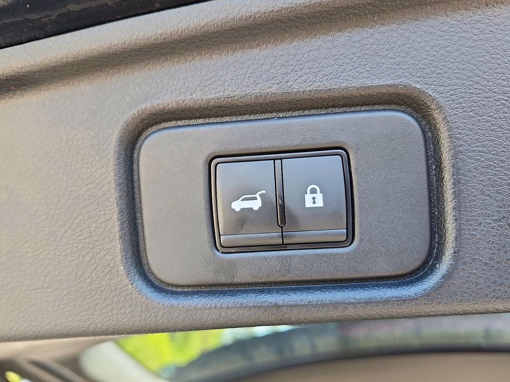 2023 Super Black Nissan Pathfinder SL 4X4 SUV