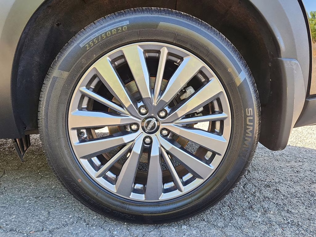 2023 Super Black Nissan Pathfinder SL 4X4 SUV