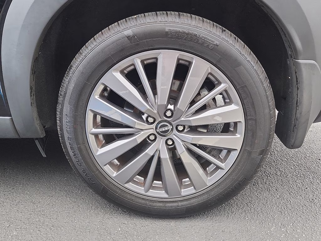 2023 Super Black Nissan Pathfinder SL 4X4 SUV