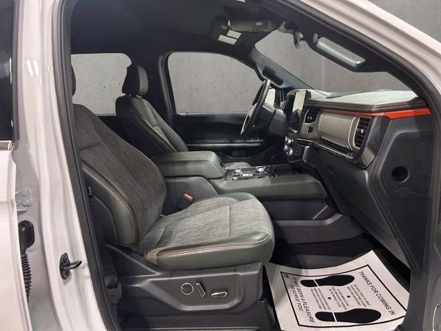 2024 Oxford White Ford Expedition Timberline 4X4 SUV