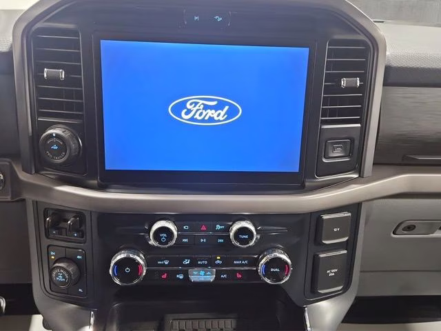 2025 Iconic Silver Metallic Ford F-150 XLT 4X4 Truck