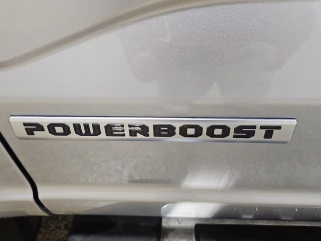 2025 Iconic Silver Metallic Ford F-150 XLT 4X4 Truck