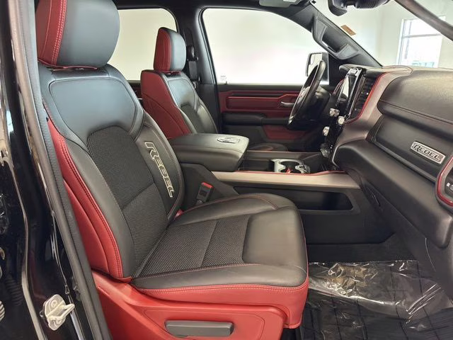 2023 Diamond Black Crystal Pearlcoat Ram 1500 Rebel 4X4 Truck