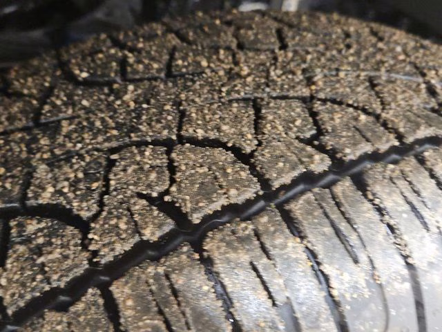 2025 Iconic Silver Metallic Ford F-150 XLT 4X4 Truck