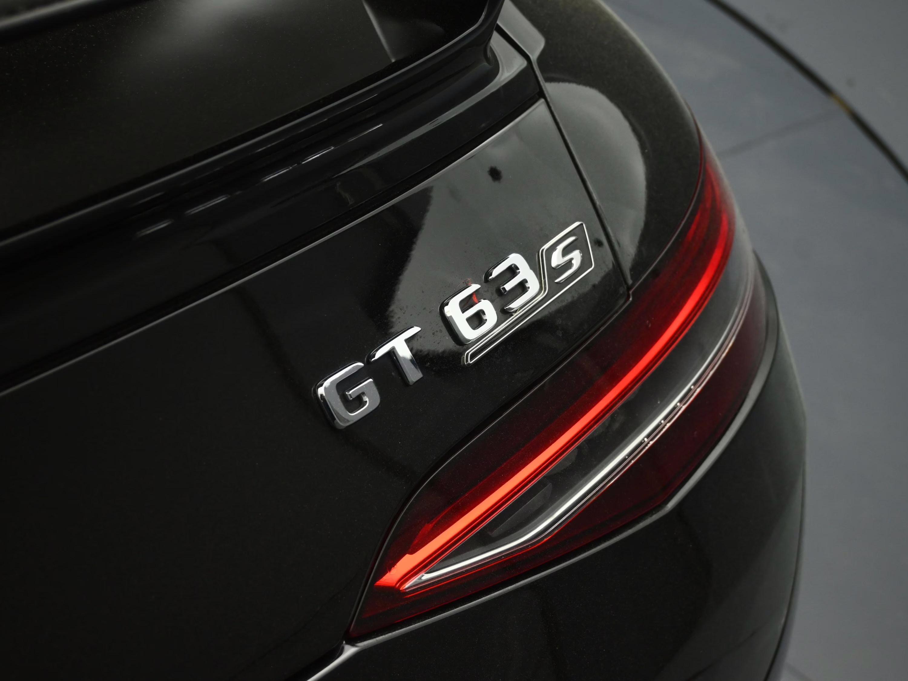 2020 Obsidian Black Metallic Mercedes-Benz AMG GT 63 S AWD Hatchback