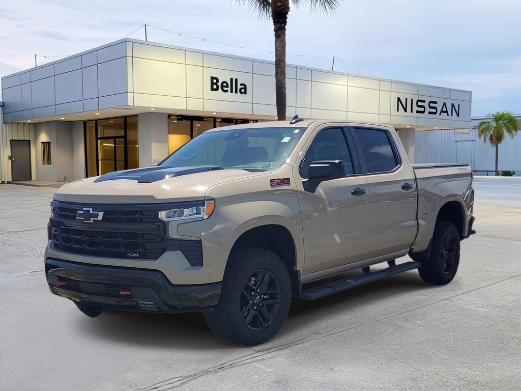 2023 Sand Dune Metallic Chevrolet Silverado 1500 LT Trail Boss 4X4 Truck