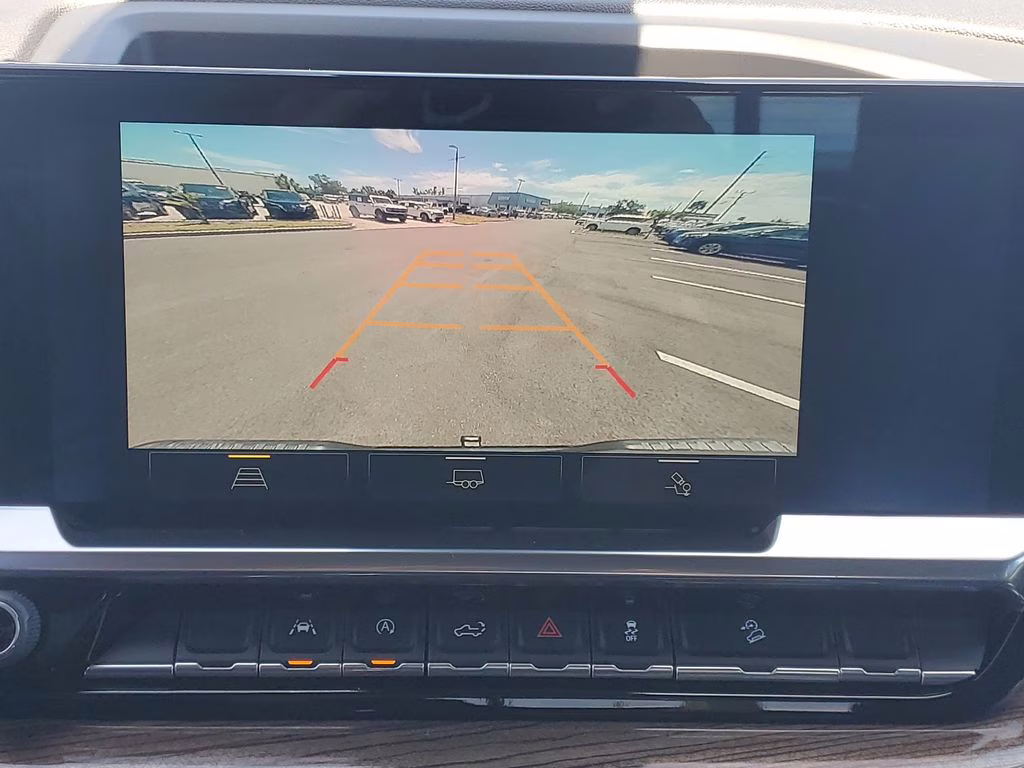 2023 Sand Dune Metallic Chevrolet Silverado 1500 LT Trail Boss 4X4 Truck