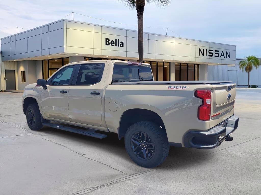 2023 Sand Dune Metallic Chevrolet Silverado 1500 LT Trail Boss 4X4 Truck