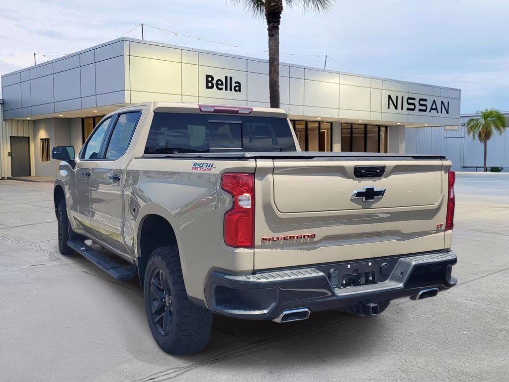 2023 Sand Dune Metallic Chevrolet Silverado 1500 LT Trail Boss 4X4 Truck