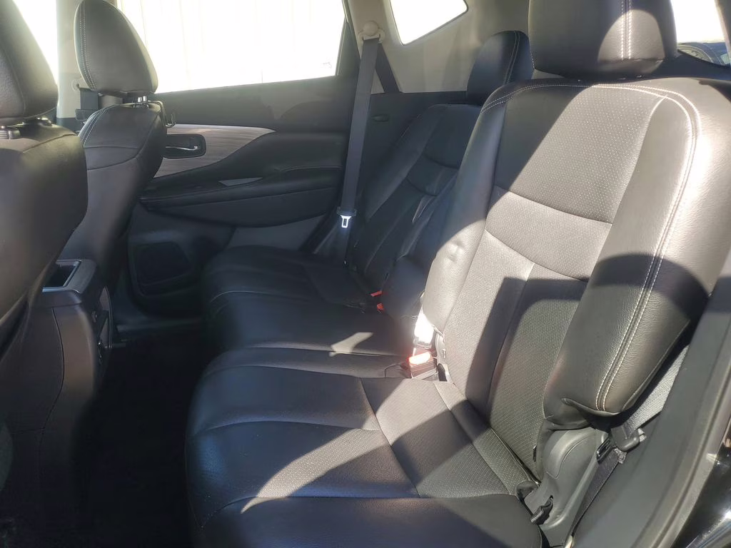 2017 Magnetic Black Metallic Nissan Murano SV AWD SUV