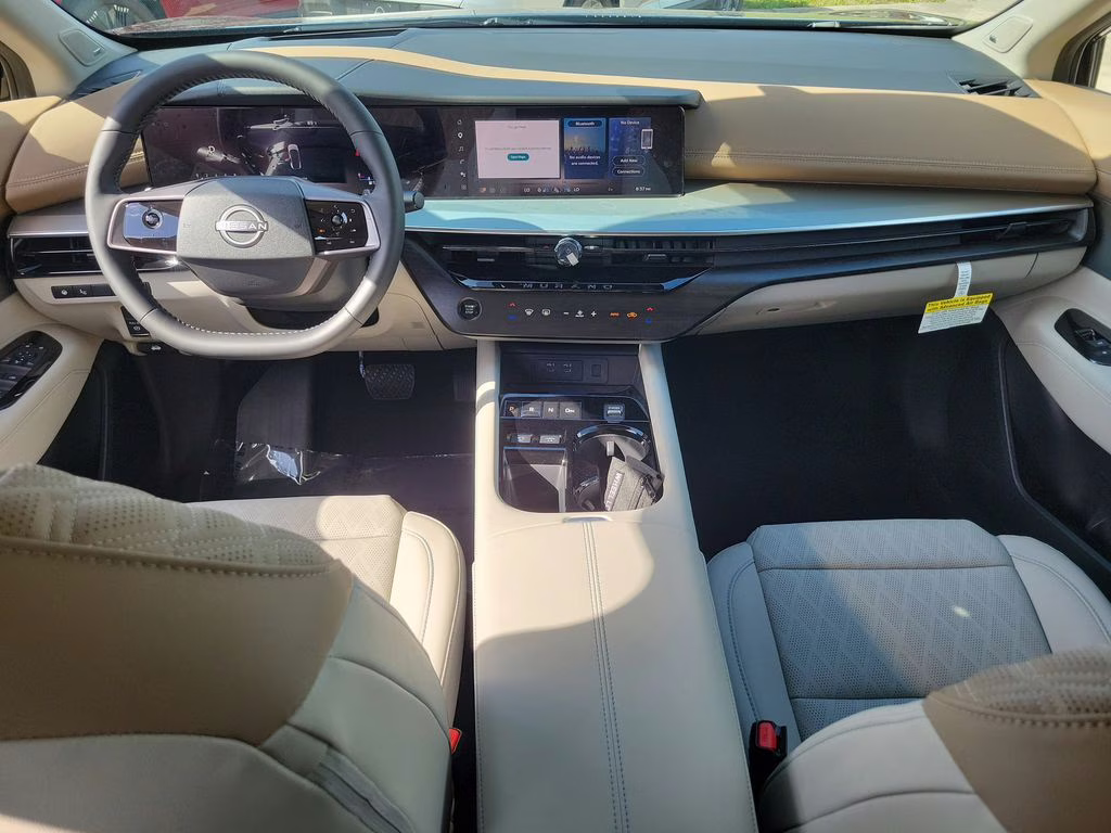 2026 Everest White Pearl/Super Black Nissan Rogue Platinum AWD SUV