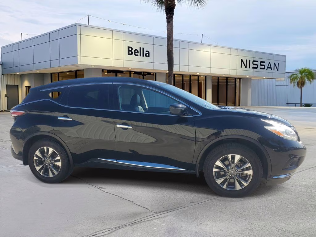 2017 Magnetic Black Metallic Nissan Murano SV AWD SUV