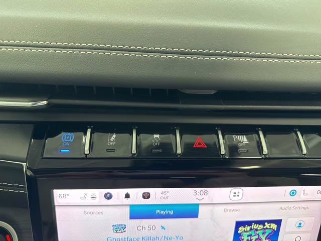 2022 Bright White Clearcoat Jeep Grand Cherokee Overland 4xe 4X4 SUV