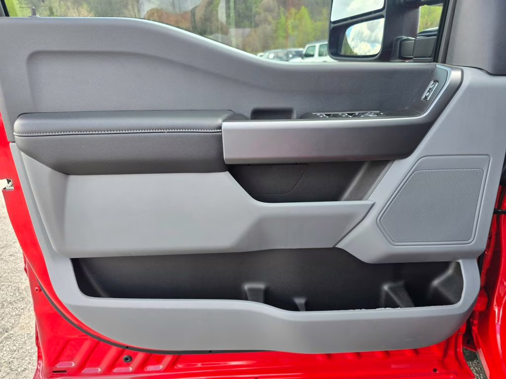 2025 Race Red Ford Super Duty F-250 SRW XL 4X4 Truck