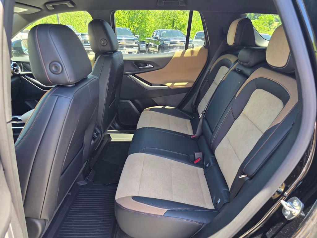 2026 Mosaic Black Metallic Chevrolet Equinox ACTIV FWD SUV