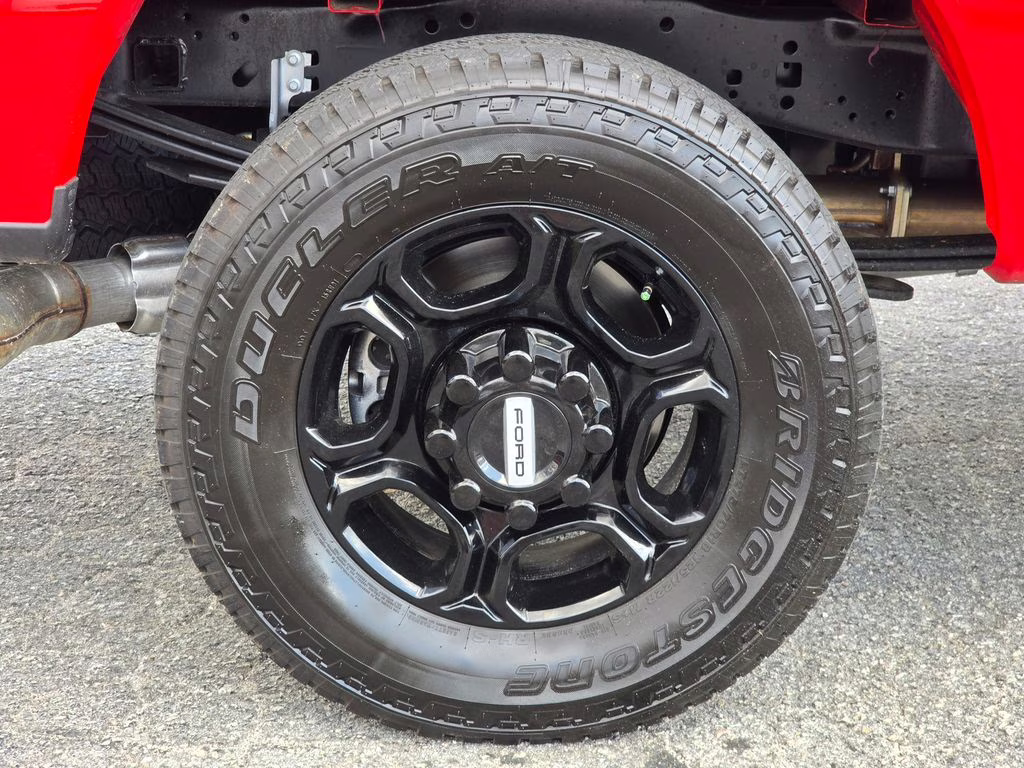 2025 Race Red Ford Super Duty F-250 SRW XL 4X4 Truck