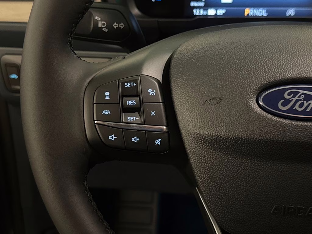 2026 Azure Gray Metallic Tri-Coat Ford Maverick Lariat AWD Truck