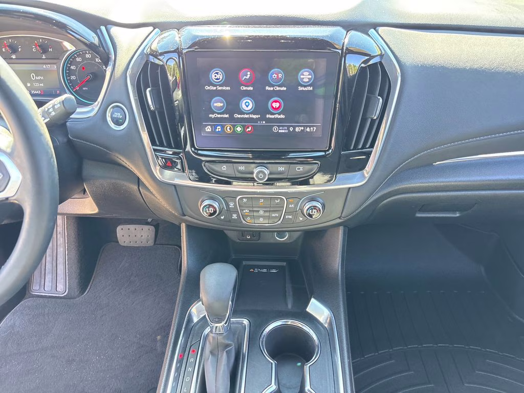 2023 Radiant Red Tintcoat Chevrolet Traverse LT FWD SUV