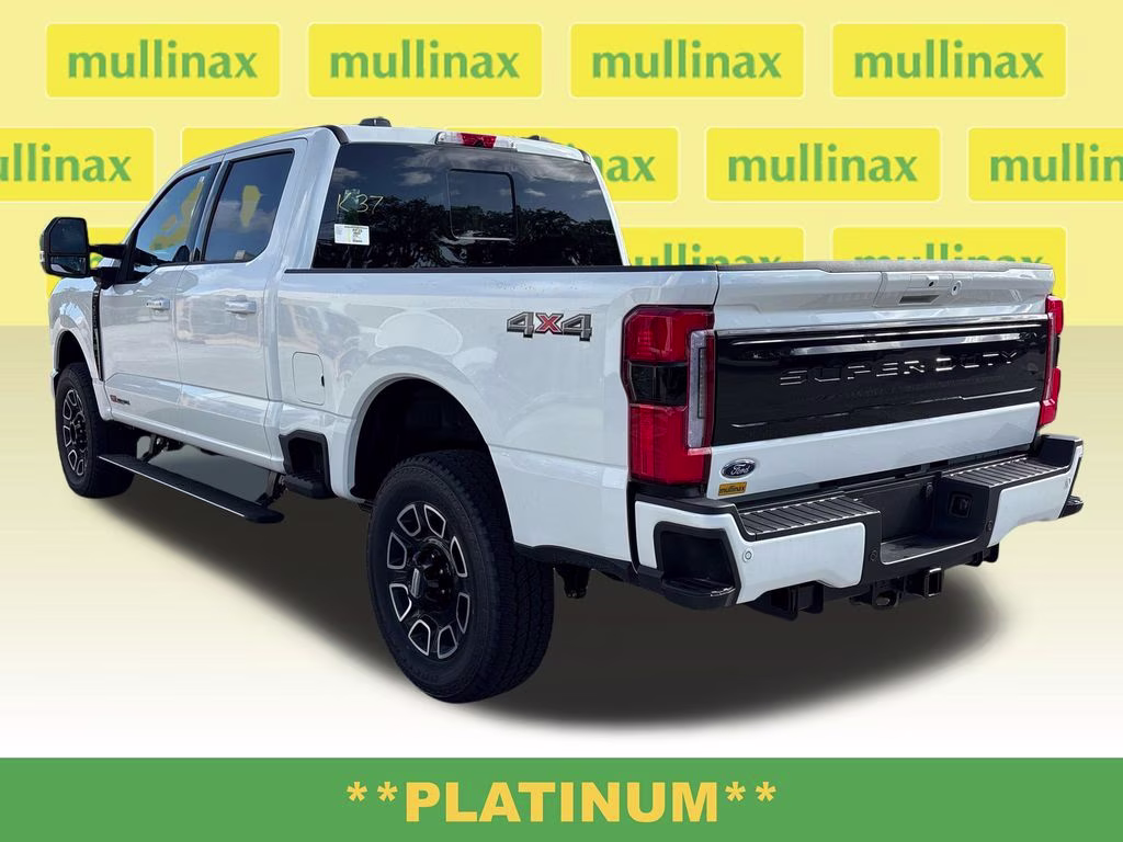 2026 White Metallic Ford Super Duty F-350 SRW Platinum 4X4 Truck