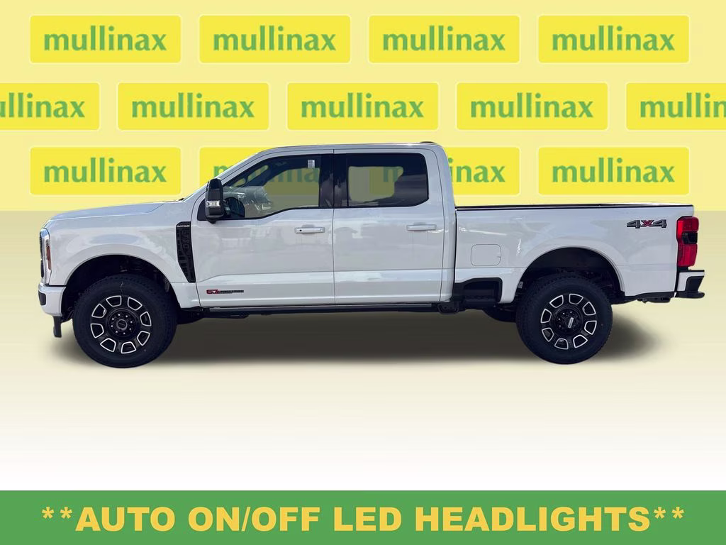 2026 White Metallic Ford Super Duty F-350 SRW Platinum 4X4 Truck