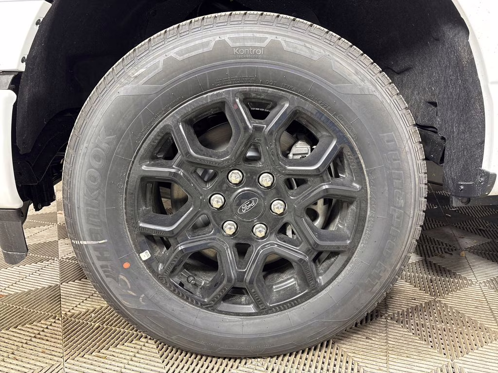 2026 OXFORD WHITE Ford F-150 XLT RWD Truck