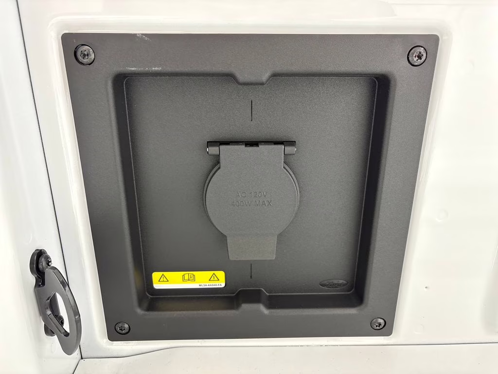 2026 Oxford White Ford F-150 XLT RWD Truck