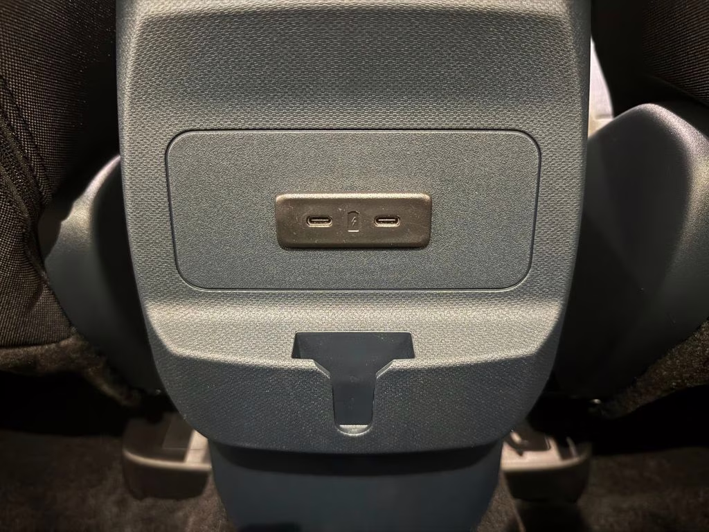 2026 Oxford White Ford Maverick XL FWD Truck