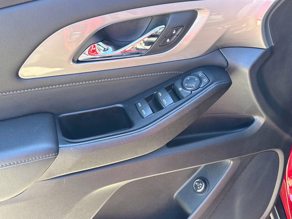 2023 Radiant Red Tintcoat Chevrolet Traverse LT FWD SUV