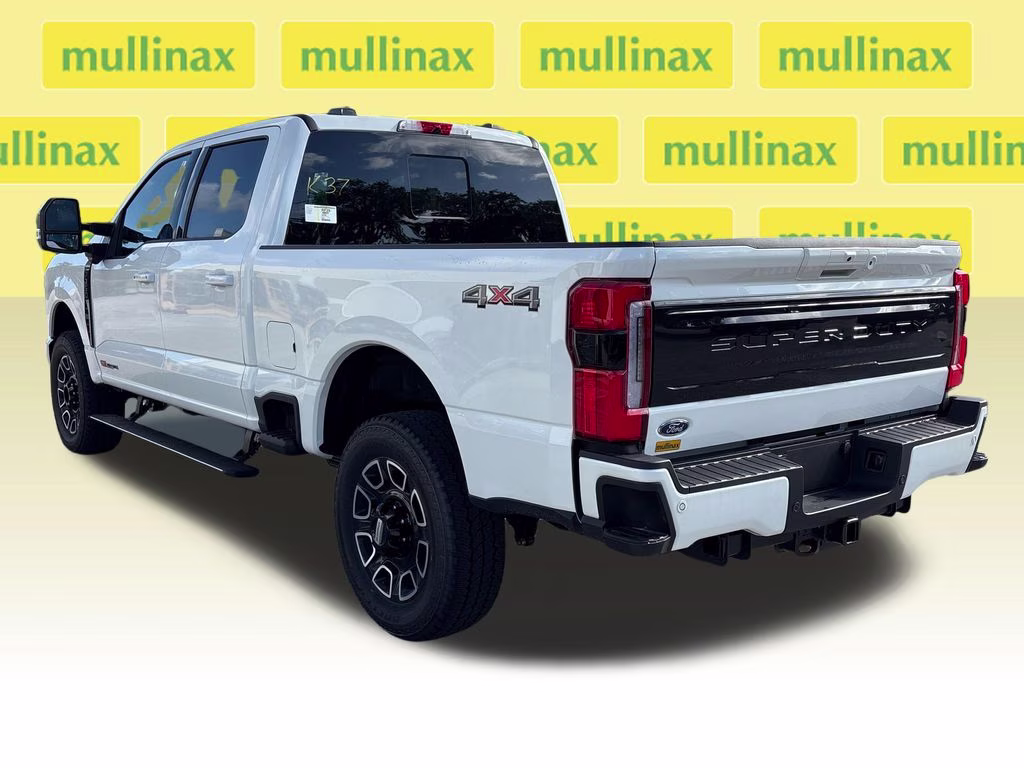 2026 White Metallic Ford Super Duty F-350 SRW Platinum 4X4 Truck