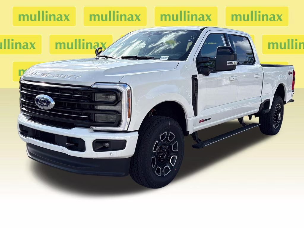 2026 White Metallic Ford Super Duty F-350 SRW Platinum 4X4 Truck