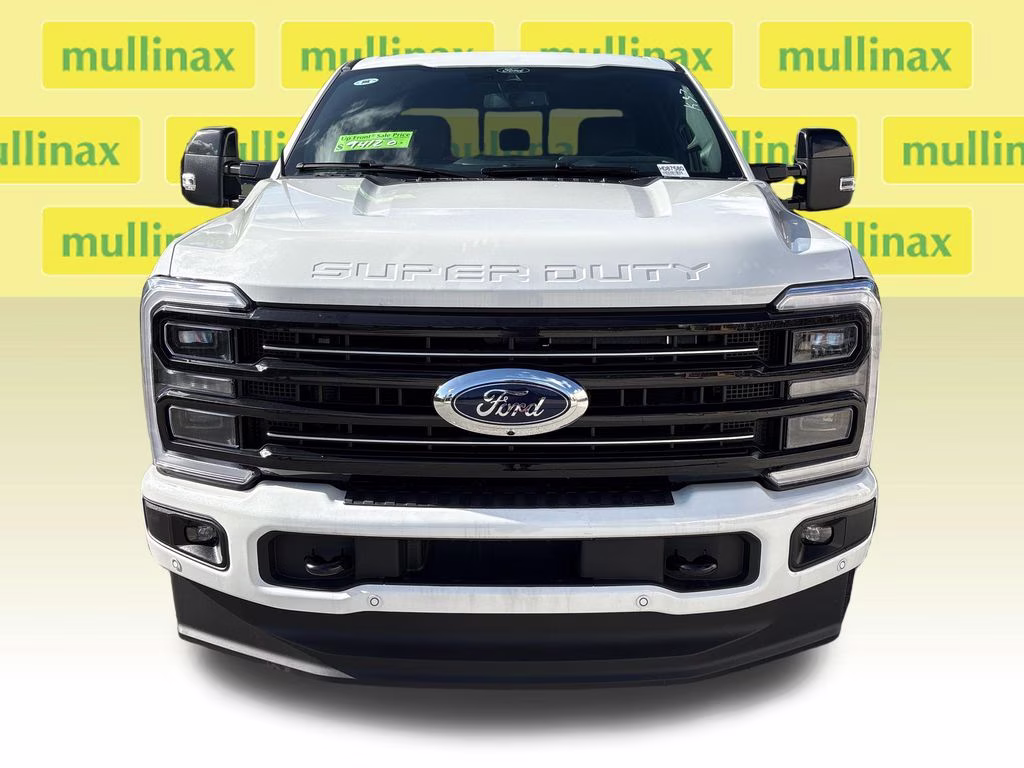 2026 White Metallic Ford Super Duty F-350 SRW Platinum 4X4 Truck