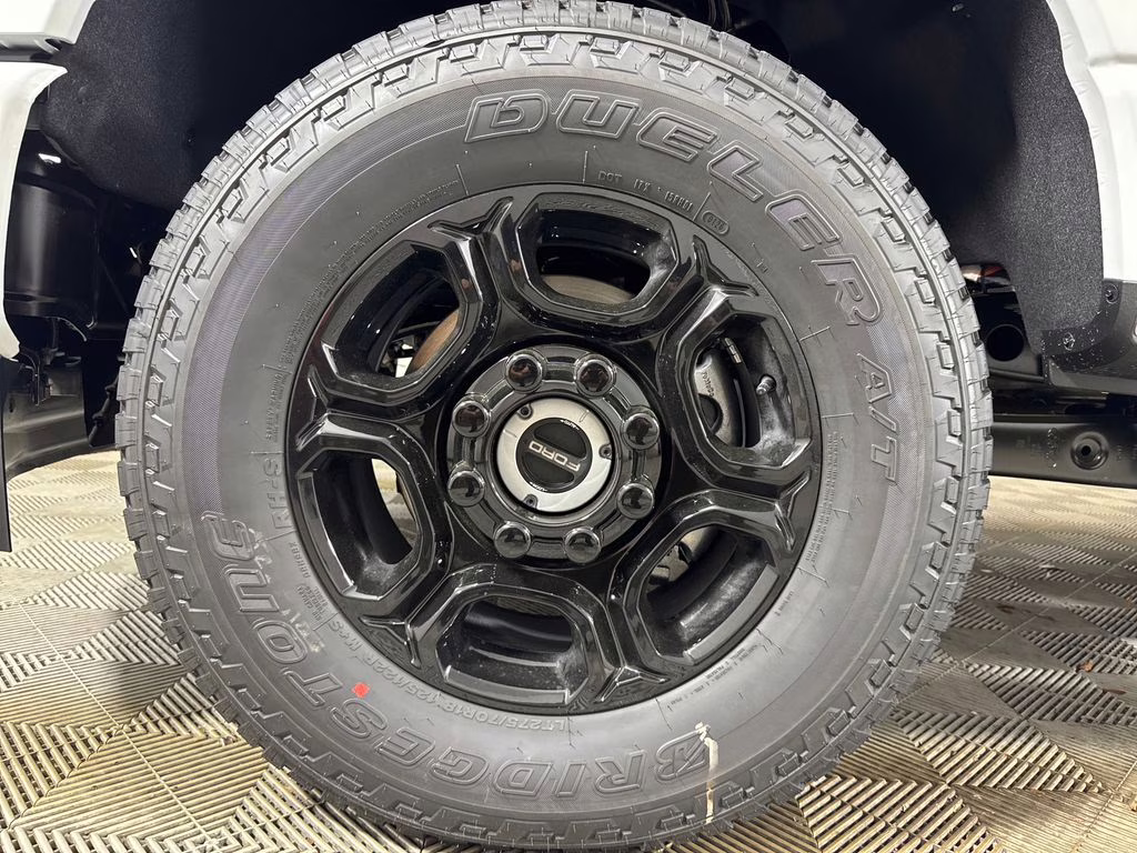 2026 Avalanche Ford Super Duty F-250 SRW STX 4X4 Truck