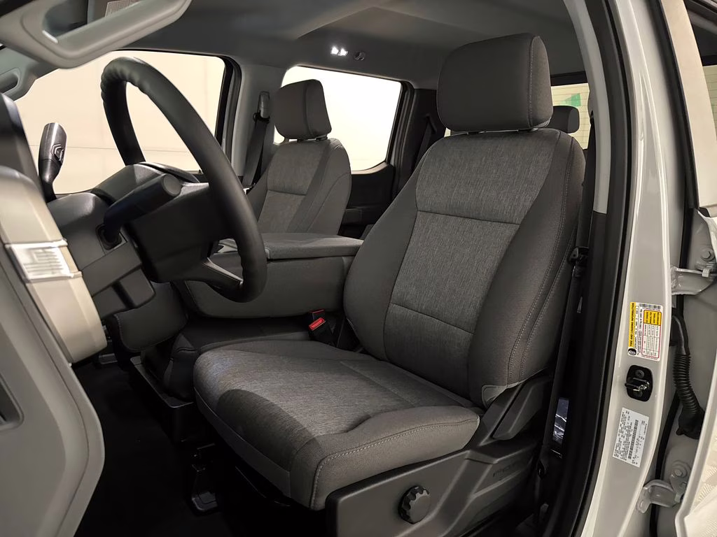 2026 Avalanche Ford Super Duty F-250 SRW STX 4X4 Truck