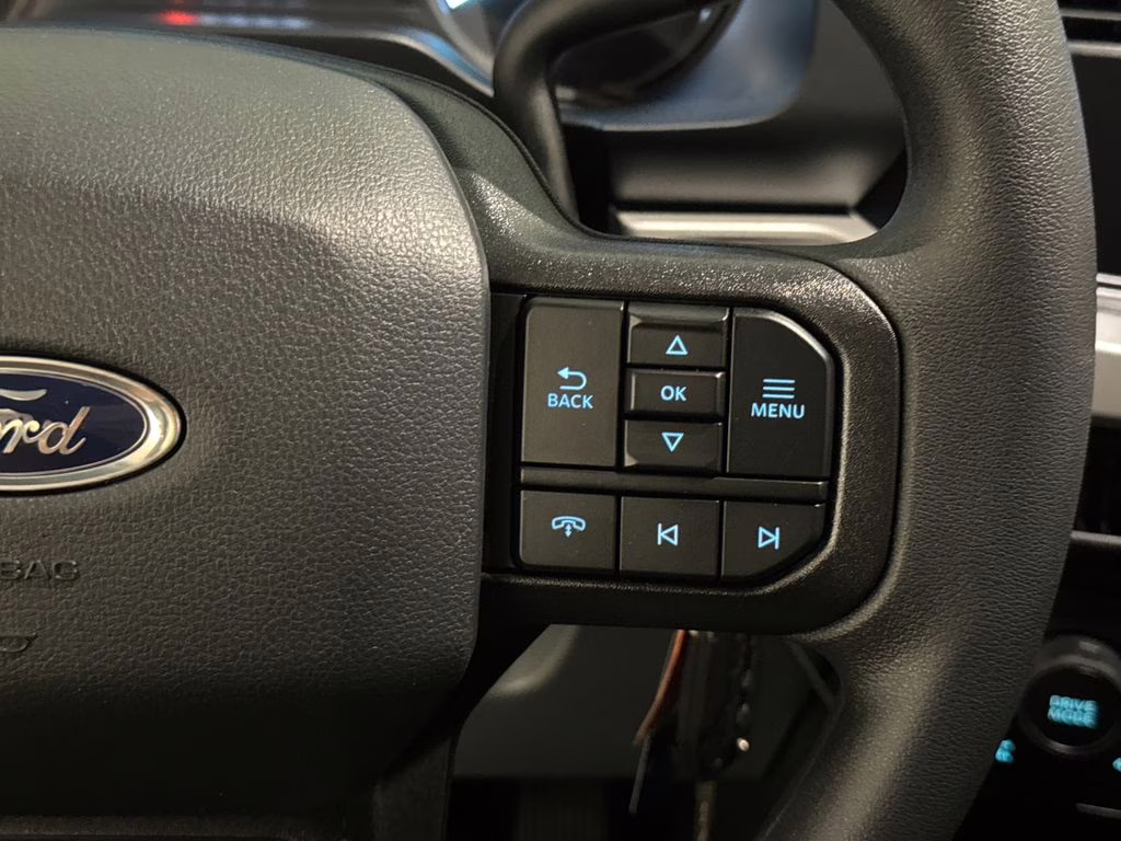 2026 Avalanche Ford Super Duty F-250 SRW STX 4X4 Truck