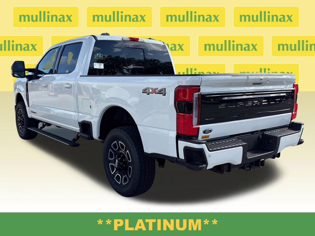 2026 White Metallic Ford Super Duty F-350 SRW Platinum 4X4 Truck