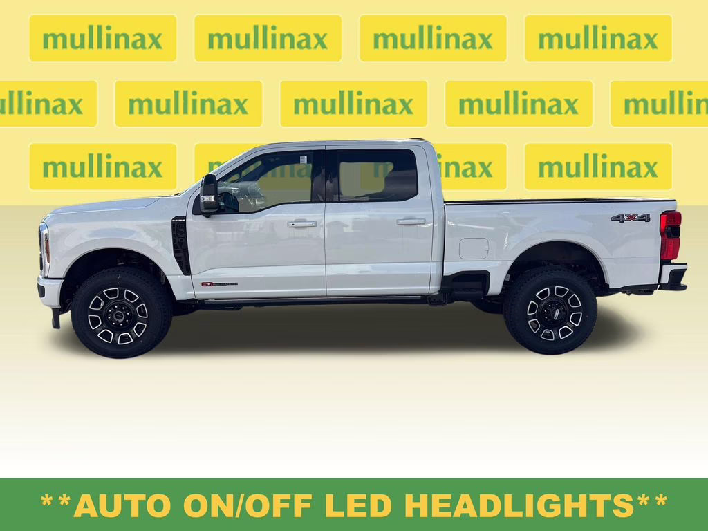 2026 White Metallic Ford Super Duty F-350 SRW Platinum 4X4 Truck