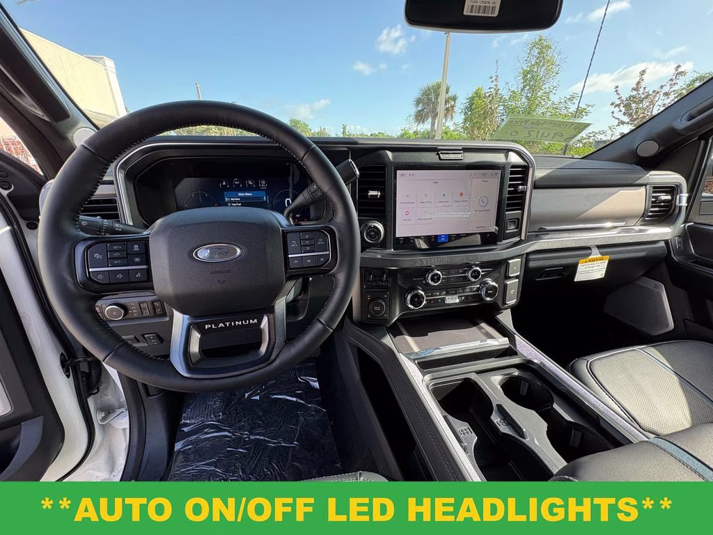2026 White Metallic Ford Super Duty F-350 SRW Platinum 4X4 Truck