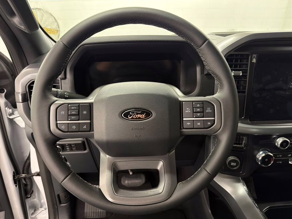 2026 OXFORD WHITE Ford F-150 XLT RWD Truck