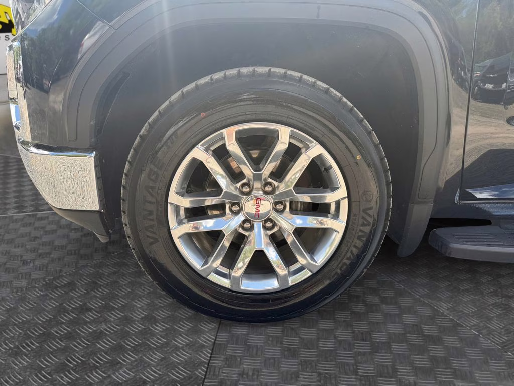 2022 Onyx Black GMC Sierra 1500 Limited SLT 4X4 Truck