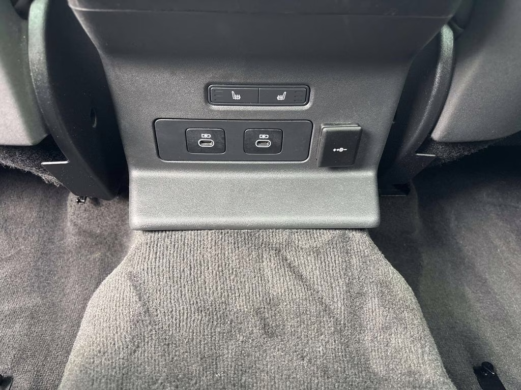 2024 White Land Rover Range Rover Velar S AWD SUV