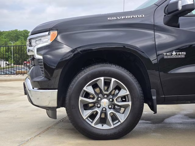 2025 Black Chevrolet Silverado 1500 LT RWD Truck