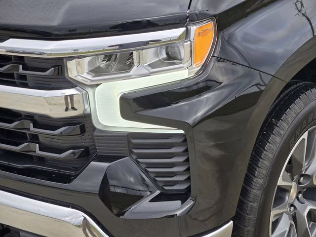 2025 Black Chevrolet Silverado 1500 LT RWD Truck