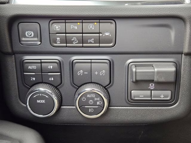 2025 Sterling Gray Metallic Chevrolet Suburban High Country 4X4 SUV