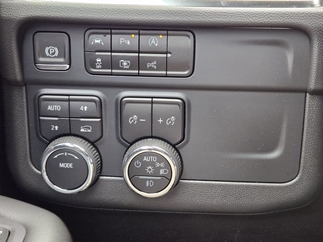 2025 Iridescent Pearl Tricoat Chevrolet Tahoe RST 4X4 SUV