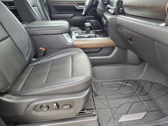 2025 Black Chevrolet Silverado 1500 High Country 4X4 Truck