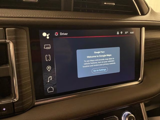 2024 Onyx Black GMC Yukon XL Denali 4X4 SUV