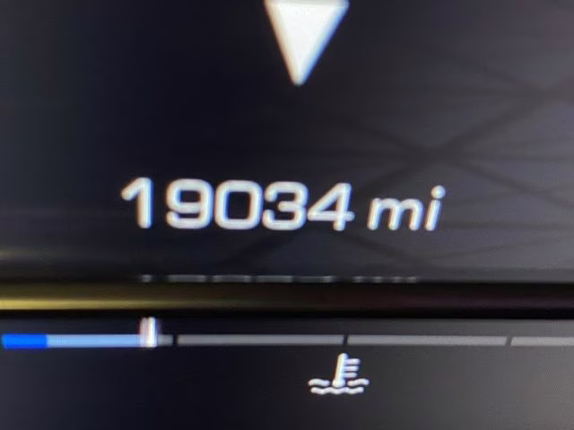 2024 Onyx Black GMC Yukon XL Denali 4X4 SUV